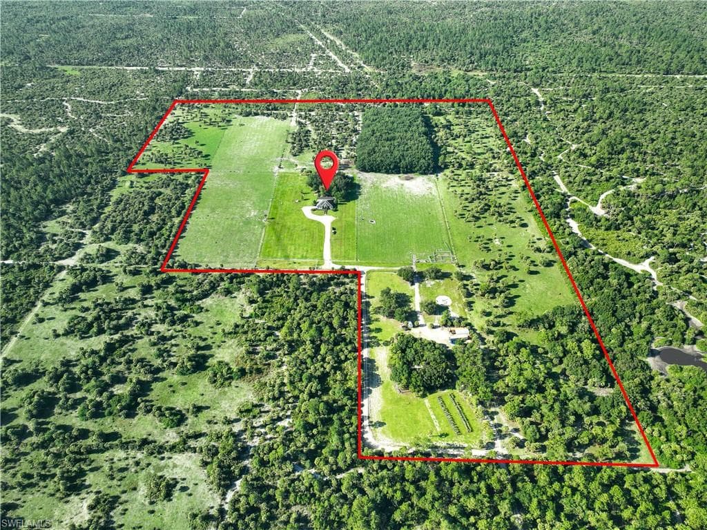 1480 Peach Pl, Naples, FL 34117-34