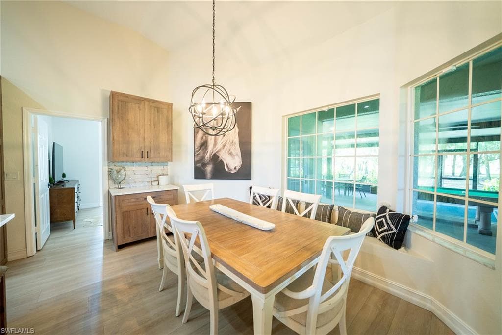 1480 Peach Pl, Naples, FL 34117-7
