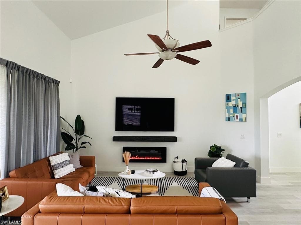 67 Burnt Pine Dr, Naples, FL 34119-5