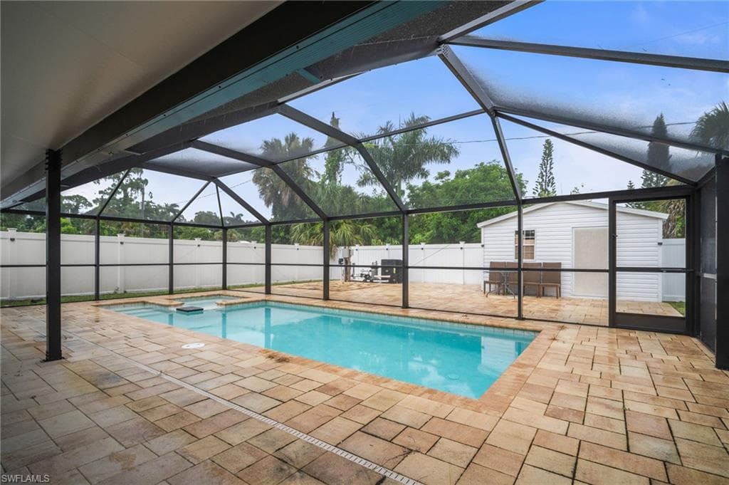 10091 Georgia St, Bonita Springs, FL 34135-8