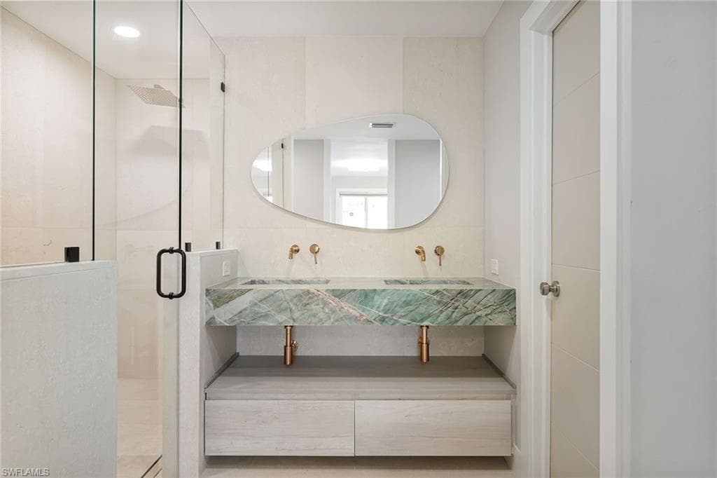 380 Rookery Ct, Marco Island, FL 34145-14