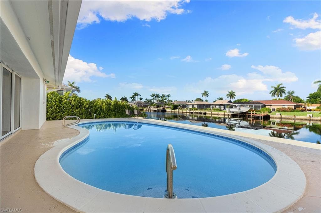 380 Rookery Ct, Marco Island, FL 34145-25