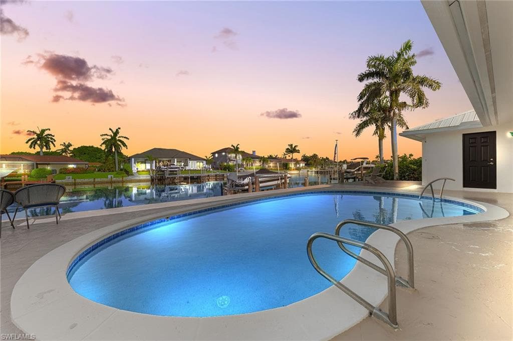 380 Rookery Ct, Marco Island, FL 34145-27