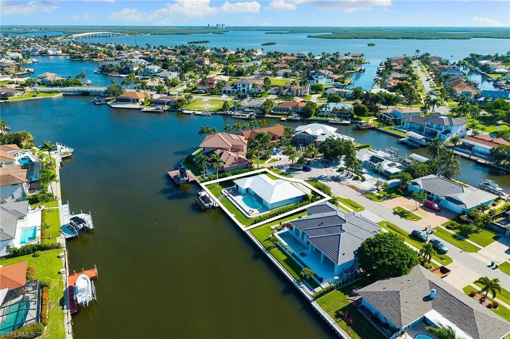 380 Rookery Ct, Marco Island, FL 34145-33