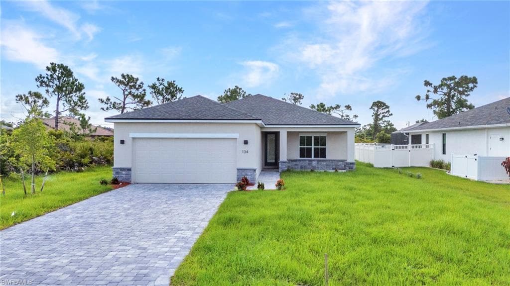 134 Green Oak, Rotonda West, FL 33947-1