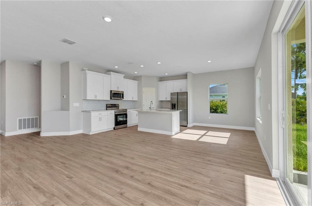 134 Green Oak, Rotonda West, FL 33947-19