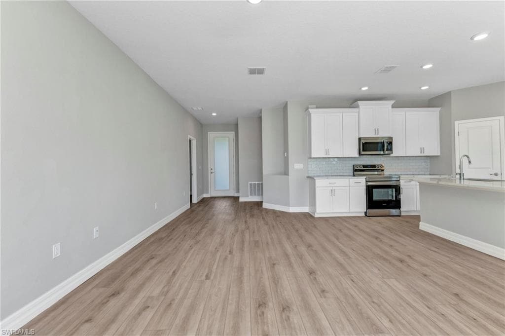 134 Green Oak, Rotonda West, FL 33947-20