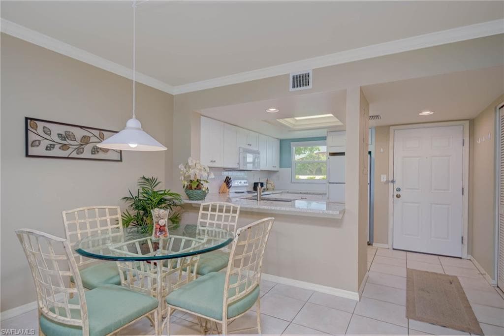 801 Collier Blvd N103, Marco Island, FL 34145-7