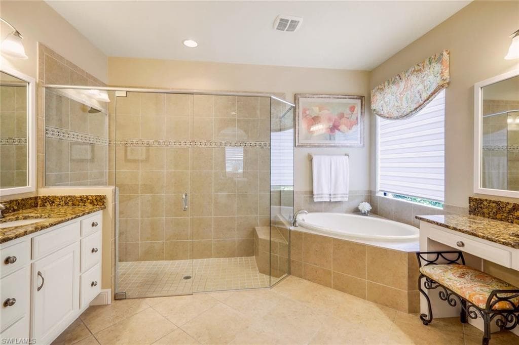 28552 San Amaro Dr, Bonita Springs, FL 34135-15