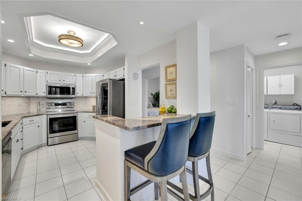 591 Audubon Blvd B202, Naples, FL 34110-9