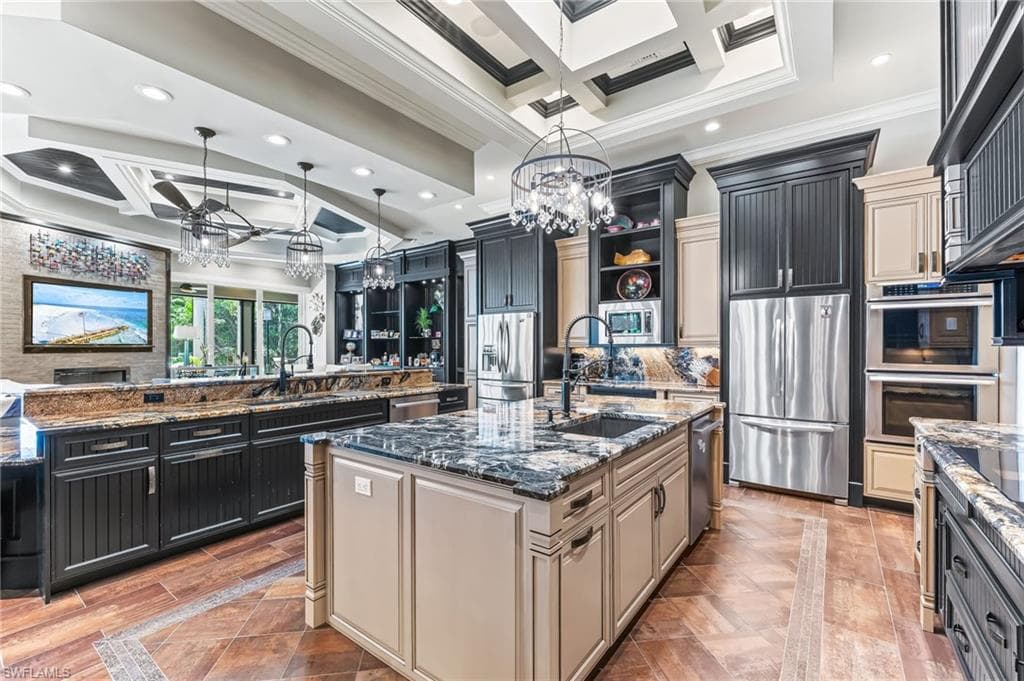 1611 Collingswood Ct, Marco Island, FL 34145-22