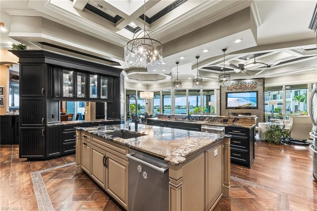 1611 Collingswood Ct, Marco Island, FL 34145-23