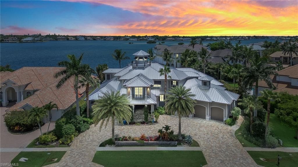 1611 Collingswood Ct, Marco Island, FL 34145-2