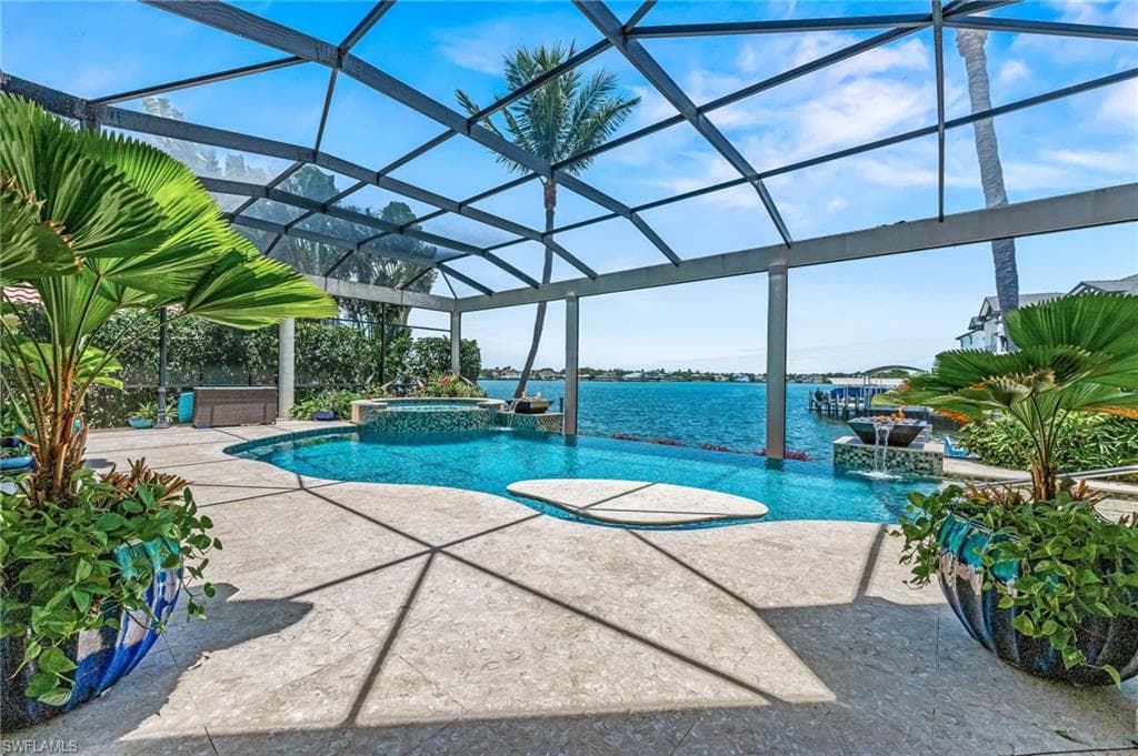 1611 Collingswood Ct, Marco Island, FL 34145-7