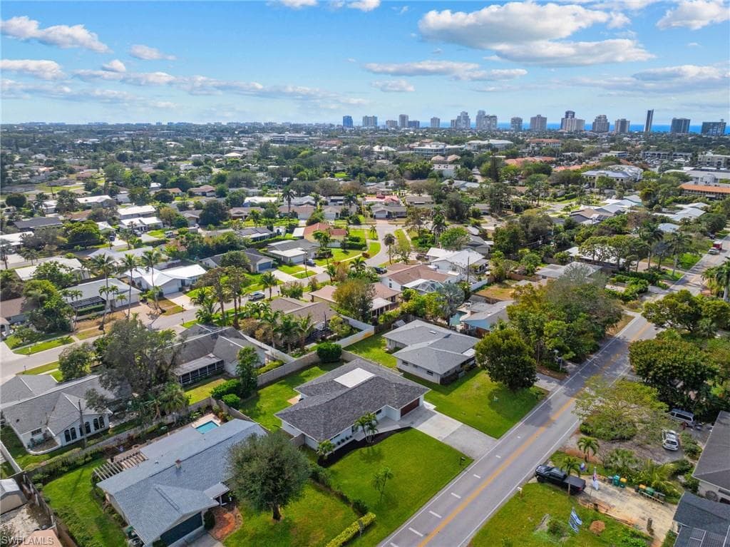 1252 Pompei Ln, Naples, FL 34103-13