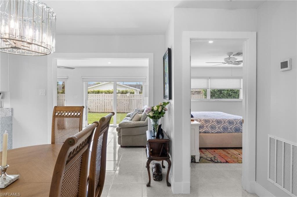 1252 Pompei Ln, Naples, FL 34103-25