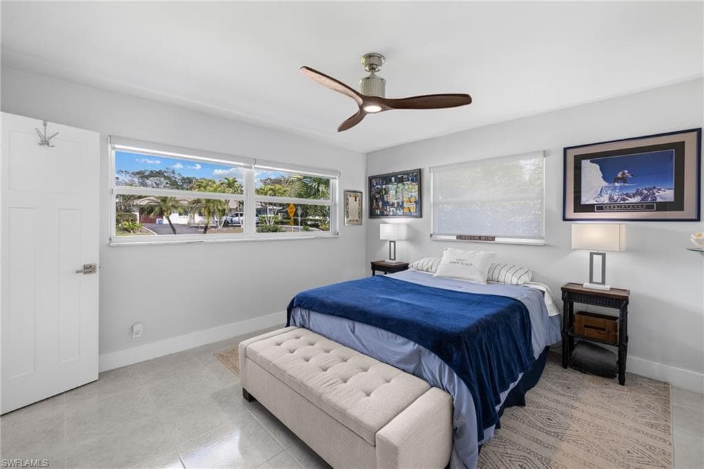 1252 Pompei Ln, Naples, FL 34103-33