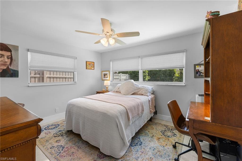 1252 Pompei Ln, Naples, FL 34103-38