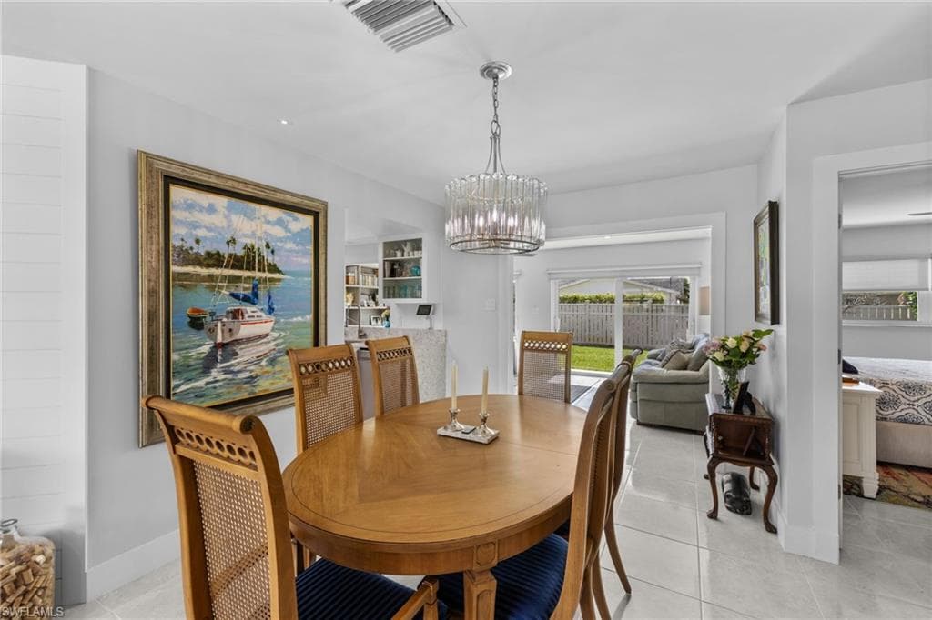 1252 Pompei Ln, Naples, FL 34103-4