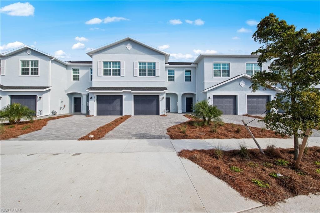 14963 White Pearl Rd, Babcock Ranch, FL 33982-1