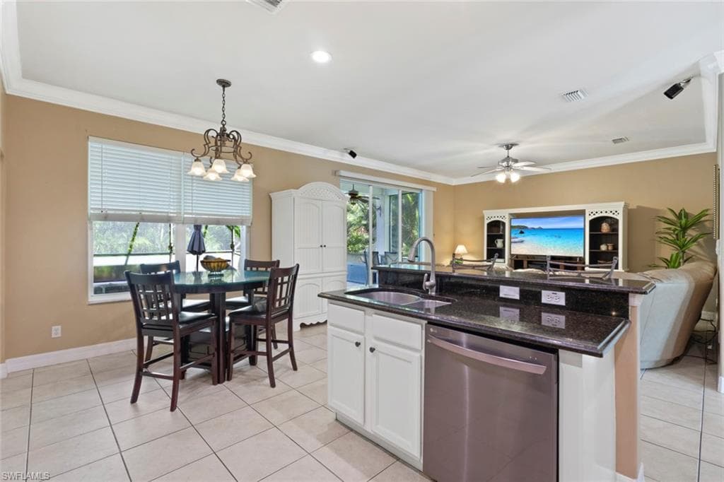 1289 Barrigona Ct, Naples, FL 34119-9