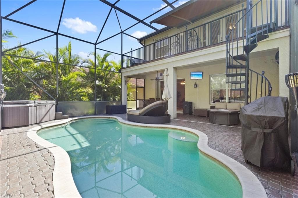 1289 Barrigona Ct, Naples, FL 34119-3