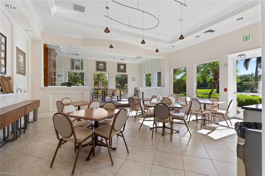 1289 Barrigona Ct, Naples, FL 34119-45