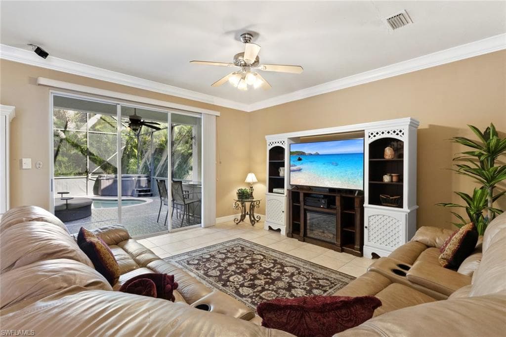 1289 Barrigona Ct, Naples, FL 34119-8