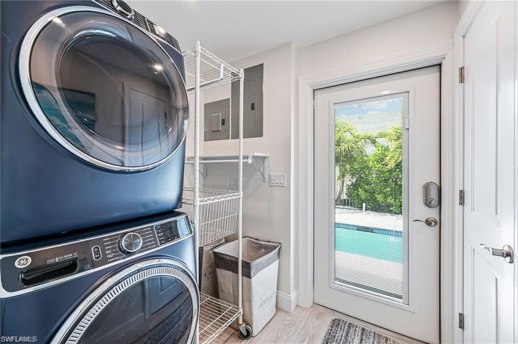 203 1st St, Bonita Springs, FL 34134-29