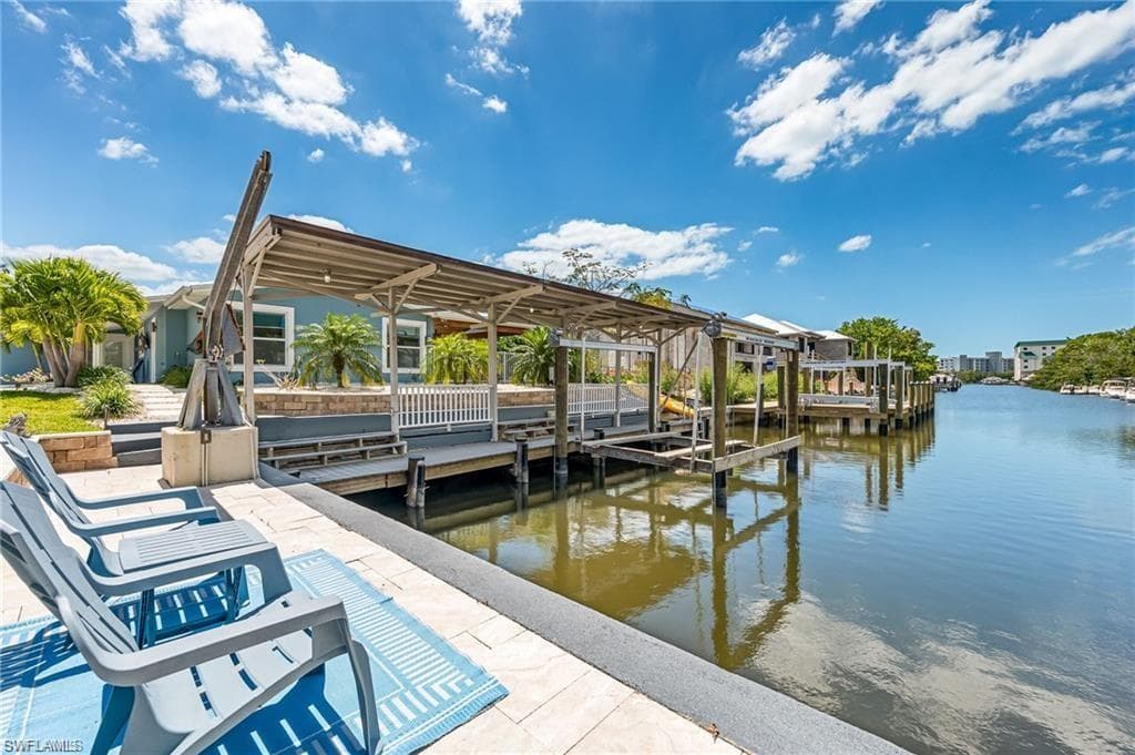 203 1st St, Bonita Springs, FL 34134-39