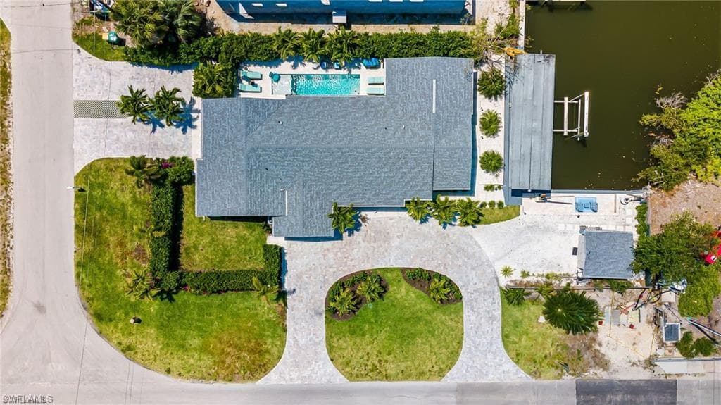 203 1st St, Bonita Springs, FL 34134-43