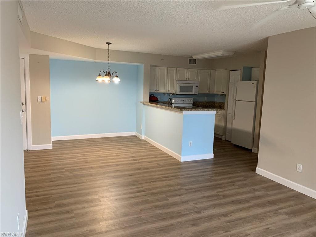 1250 Wildwood Lakes Blvd 101, Naples, FL 34104-20