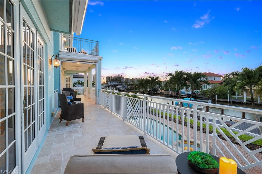 273 Egret Ave, Naples, FL 34108-10