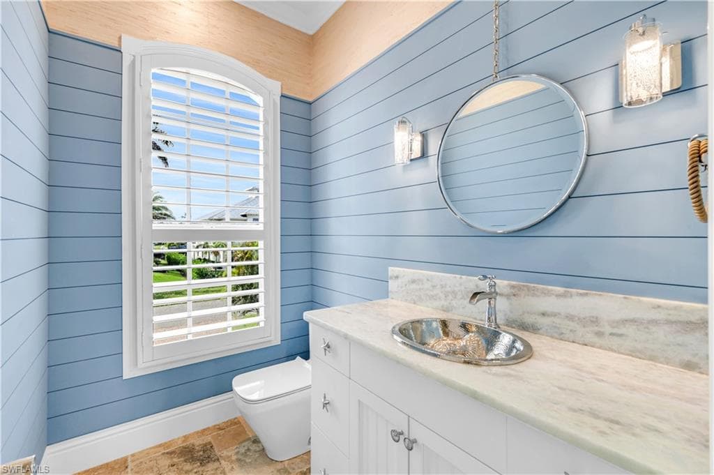 273 Egret Ave, Naples, FL 34108-19