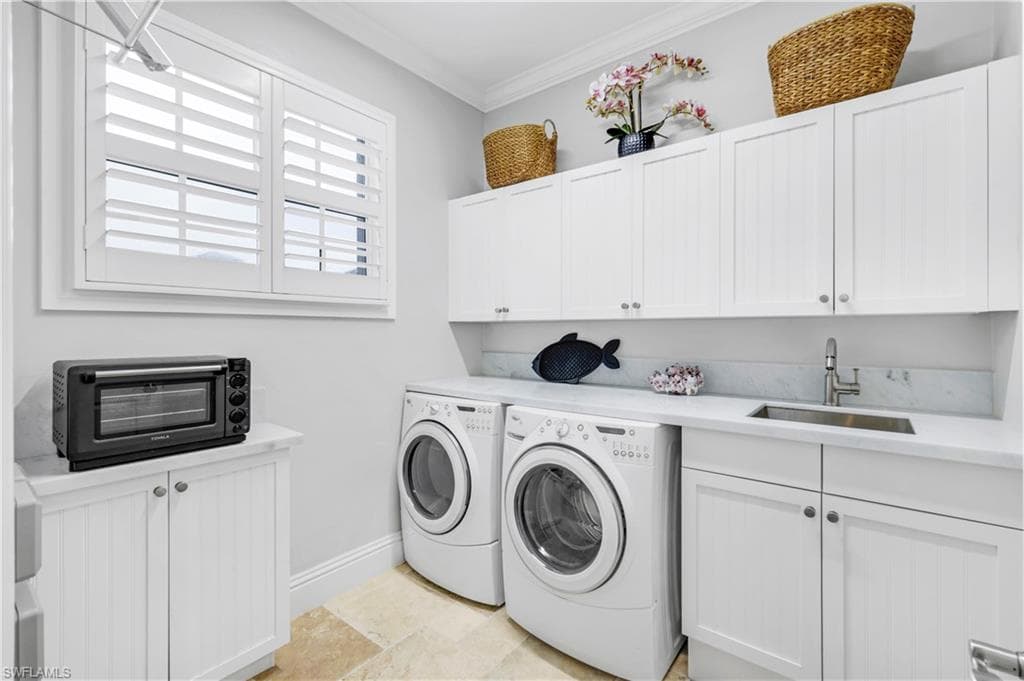 273 Egret Ave, Naples, FL 34108-20