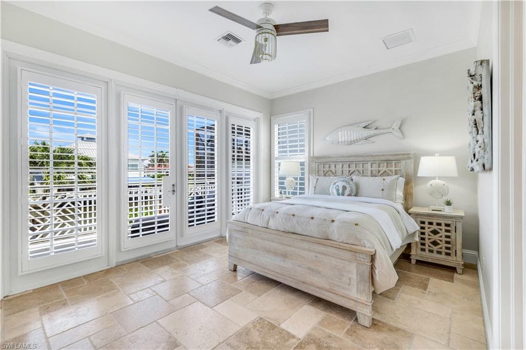 273 Egret Ave, Naples, FL 34108-21