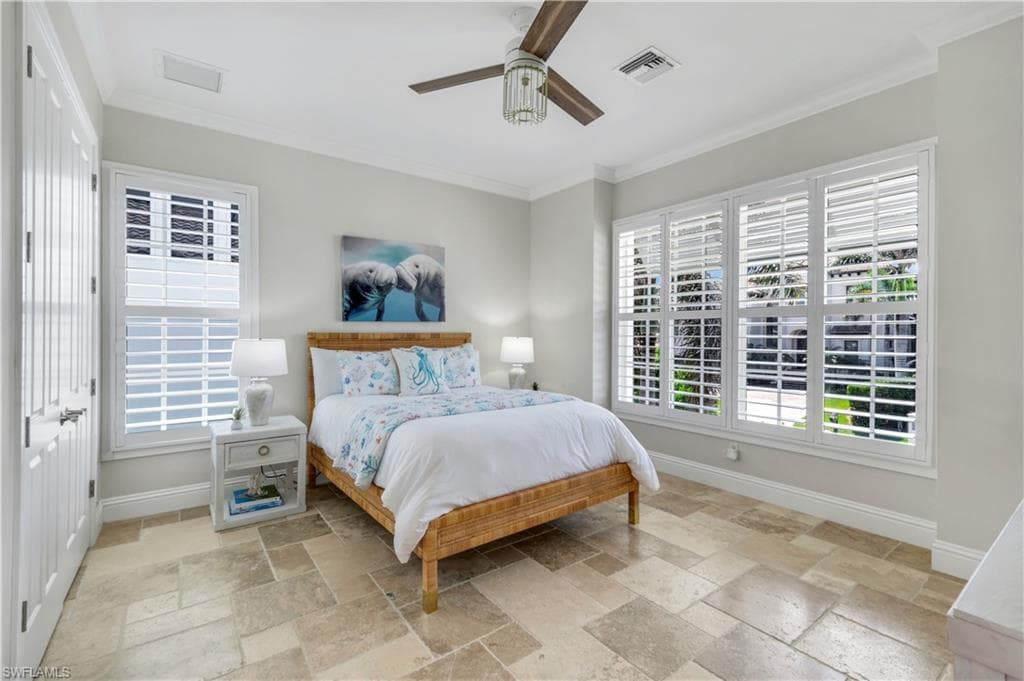 273 Egret Ave, Naples, FL 34108-23