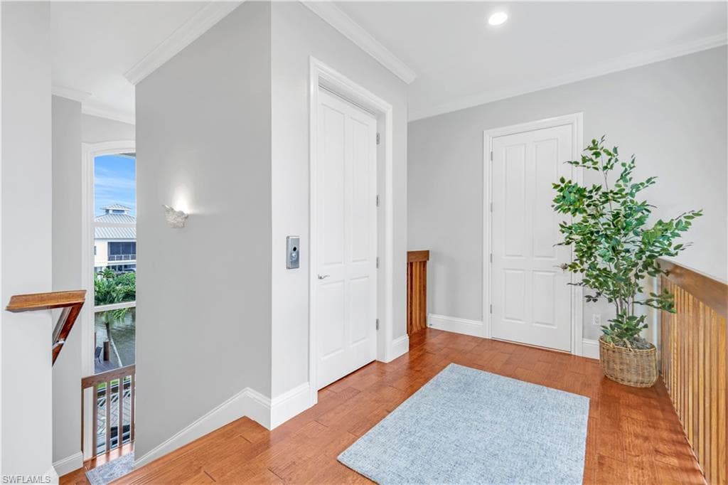 273 Egret Ave, Naples, FL 34108-26