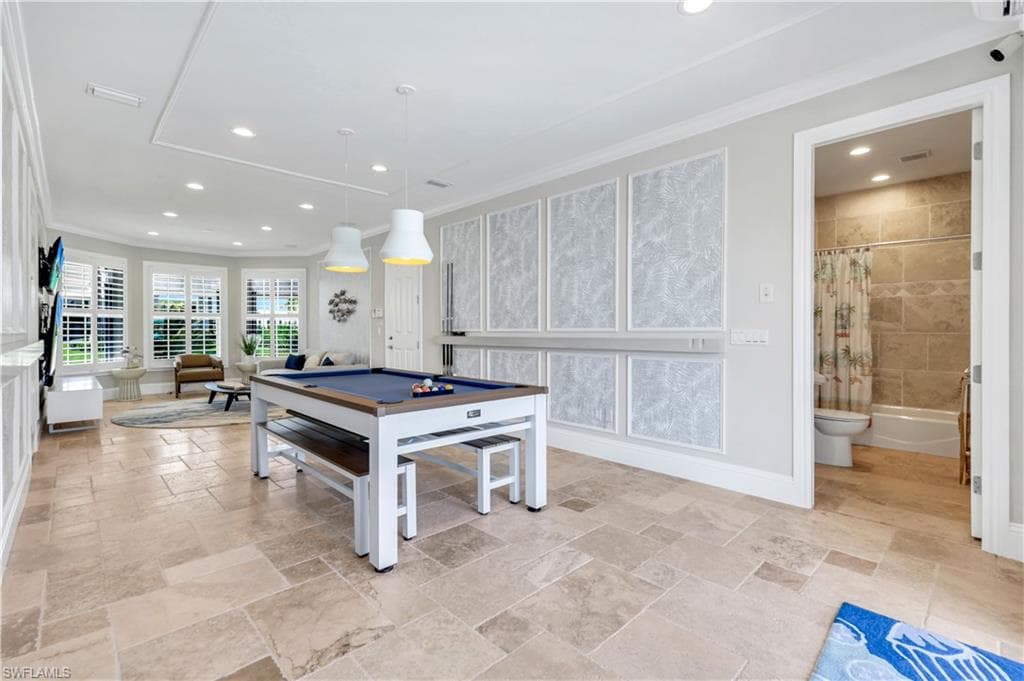 273 Egret Ave, Naples, FL 34108-35