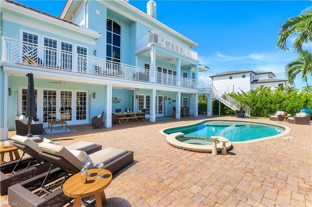 273 Egret Ave, Naples, FL 34108-40