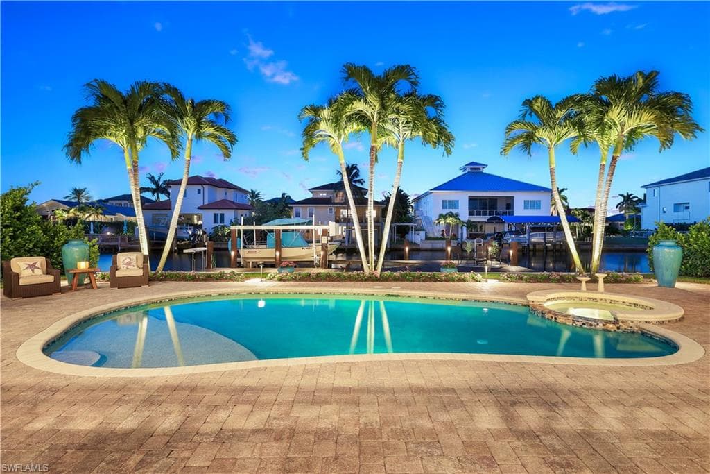 273 Egret Ave, Naples, FL 34108-43