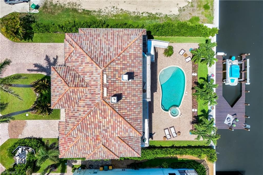 273 Egret Ave, Naples, FL 34108-46