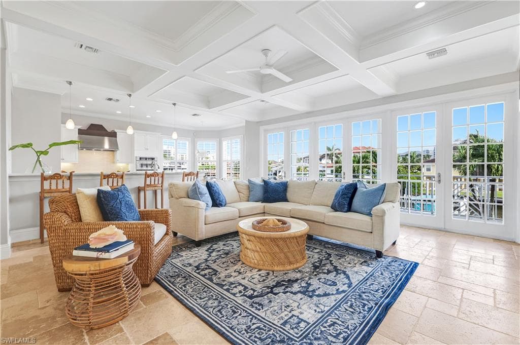 273 Egret Ave, Naples, FL 34108-7