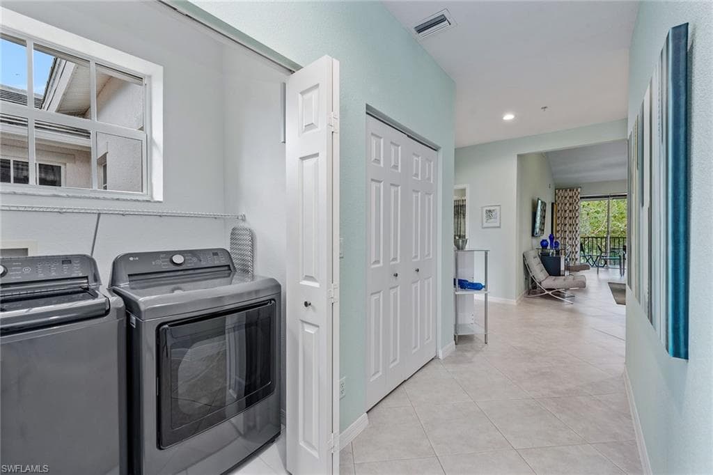 8305 Whisper Trace Way 202, Naples, FL 34114-21