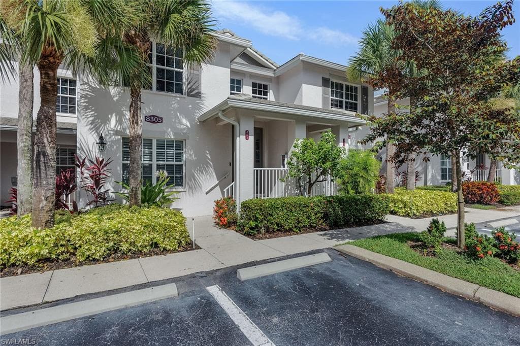 8305 Whisper Trace Way 202, Naples, FL 34114-2