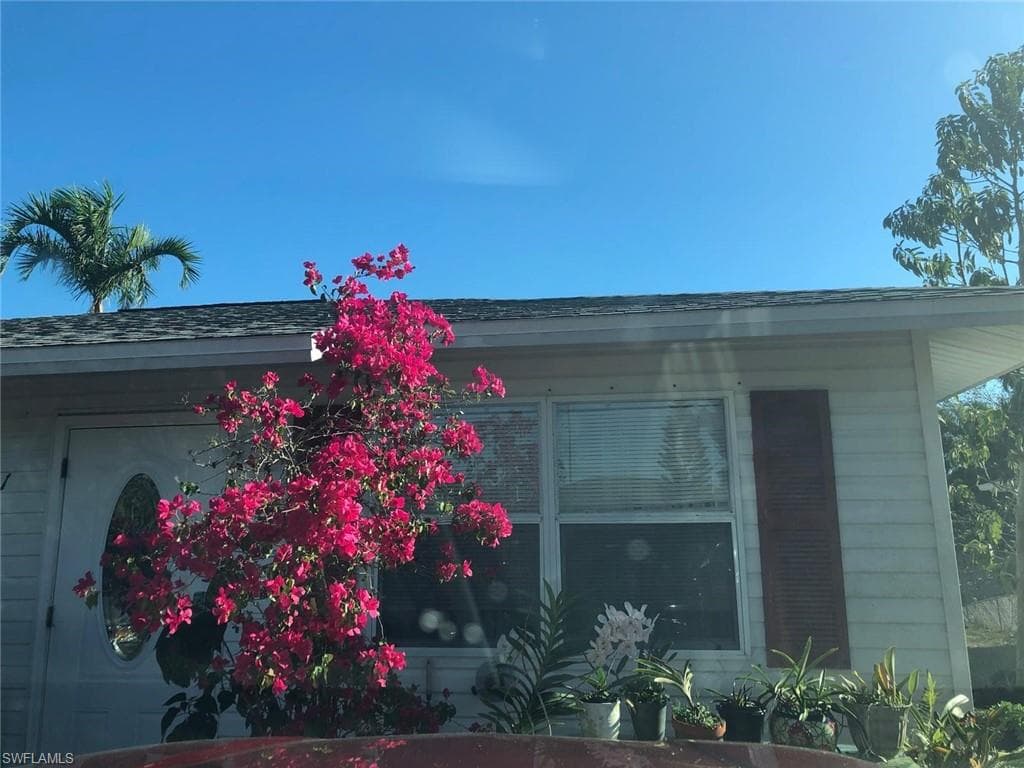 14741 Apalachee St, Naples, FL 34114-4