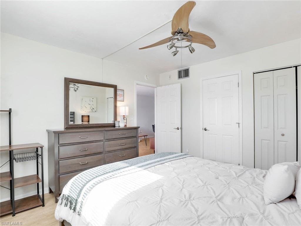 1004 Manatee Rd H202, Naples, FL 34114-13