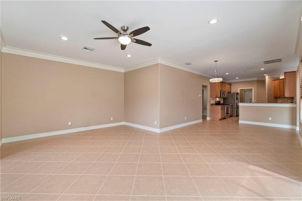 9921 Rookery Cir, Estero, FL 33928-25