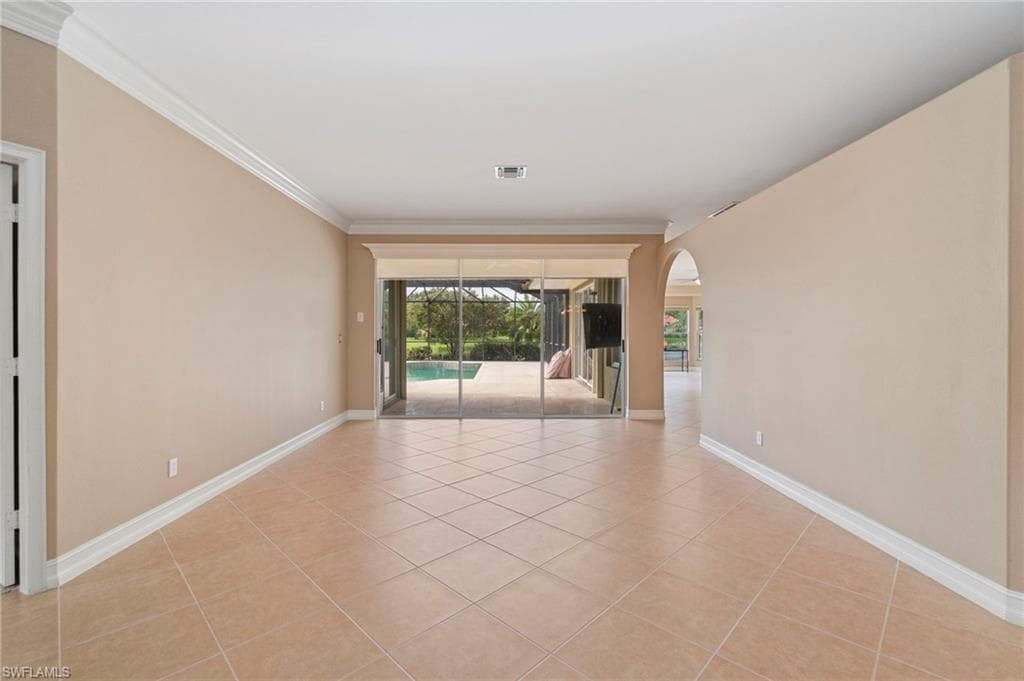 9921 Rookery Cir, Estero, FL 33928-28