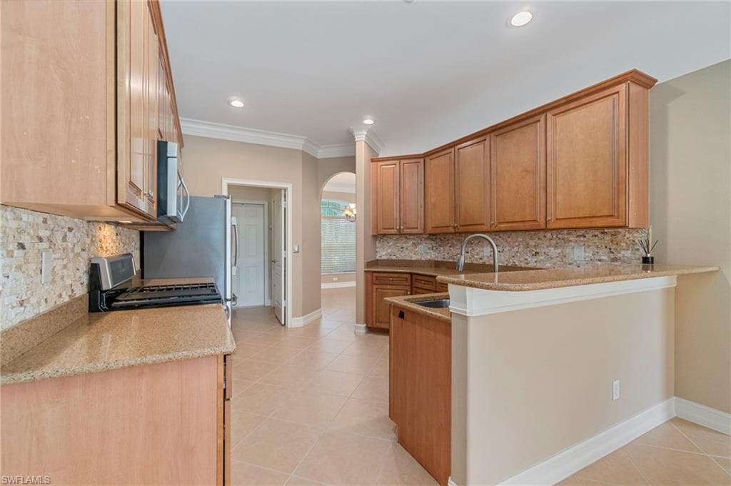 9921 Rookery Cir, Estero, FL 33928-38